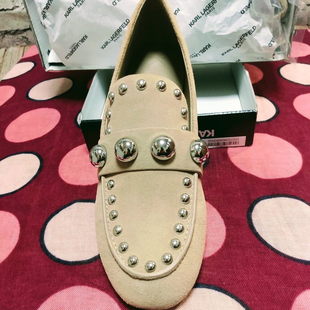 NWB Karl Lagerfeld Tan Suede Loafers w/Beading Decor Size 8M